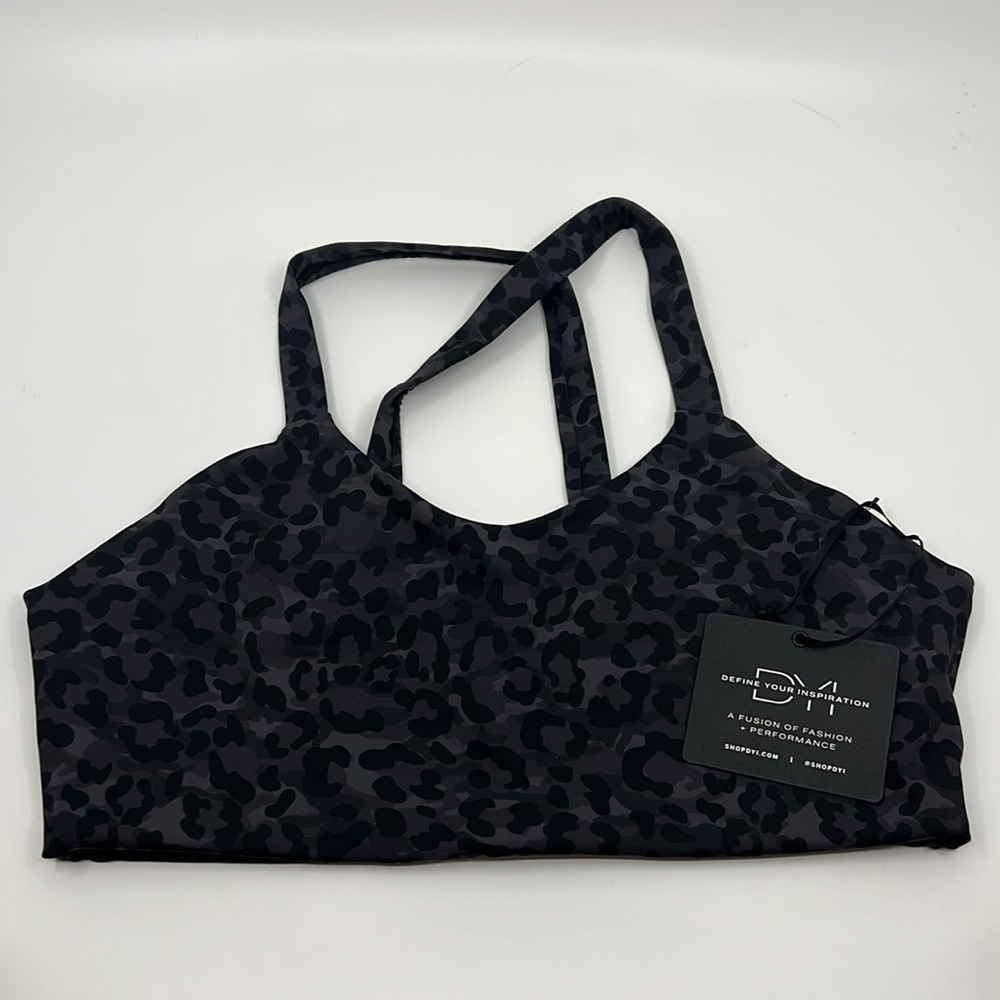 ⭐️NWT! DYI CAILYN BRA IN CAMO LEOPARD, size M.